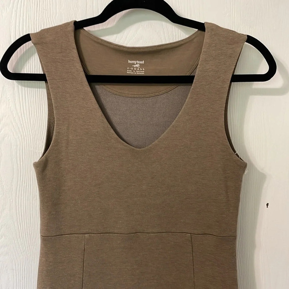 💰Horny Toad NWOT midi dress tan/light brown size XS - Picture 3 of 9